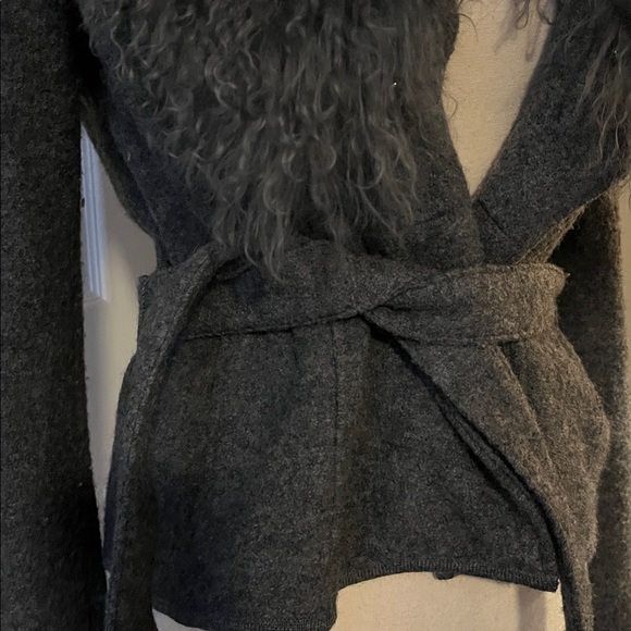 Chic Gray wool jacket with real lamb fur, medium size woman! So warm, chic - Picture 4 of 17
